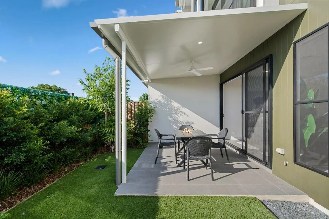 Holiday home Luxury 4Br Home With Pool Gym And Bbq In Helensvale Gold Coast Australia
